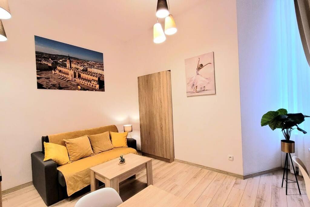 Golden Apartment Bosacka Krakow Old Town 2 Rooms Dış mekan fotoğraf